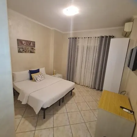 Nicoleta לינה וארוחת בוקר