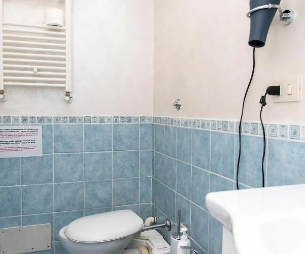 Nicoleta 3* רומא