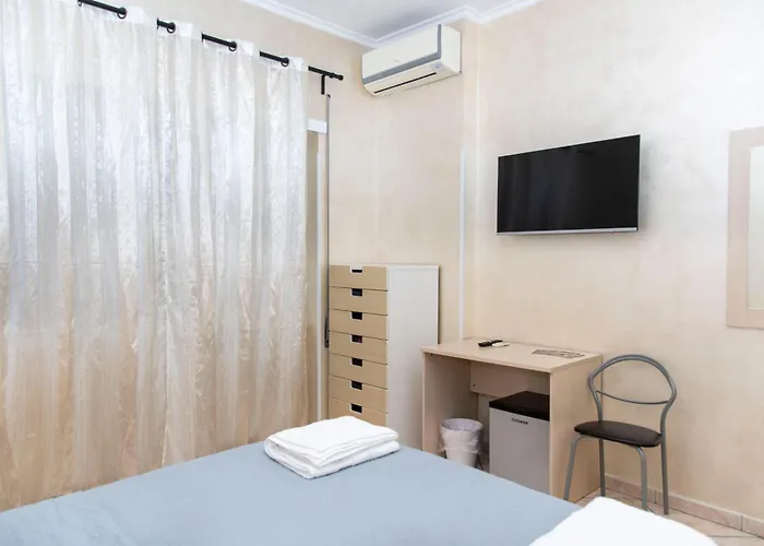 Nicoleta לינה וארוחת בוקר 3*